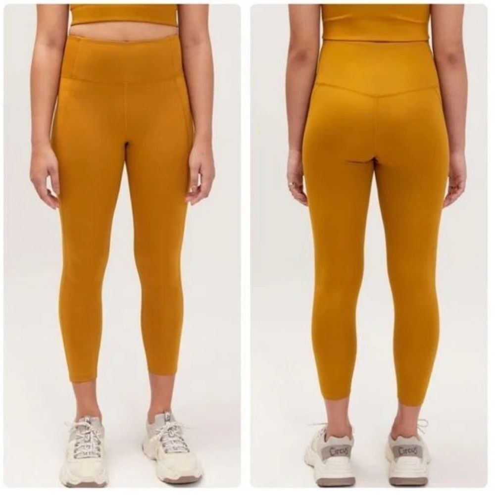 NWT Girlfriend Collective Saddle High Waisted Leggings Small